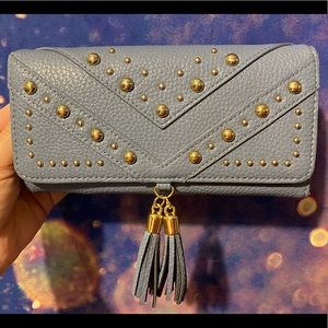 ✨5 for $20✨Pale Dusty Blue and Gold Tassel Wallet